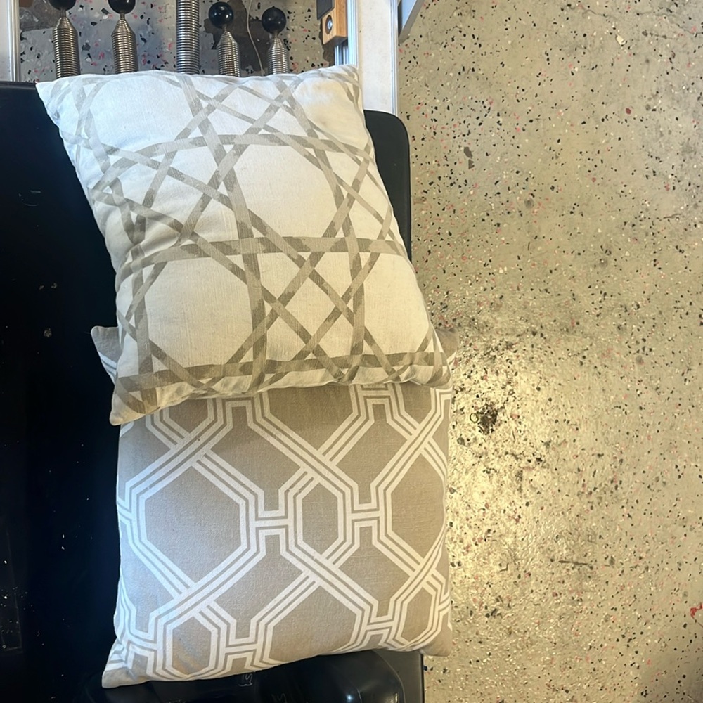 Good cousin pillow